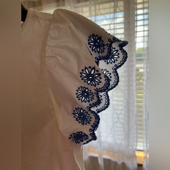 J.Crew embroidered flutter sleeve blouse, stretch cotton poplin, Extra Small. - Picture 4 of 15